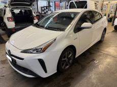Toyota Prius 1.8 VVTi HSD Premium ID 476431