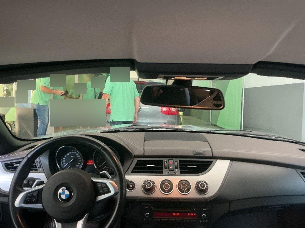 T8