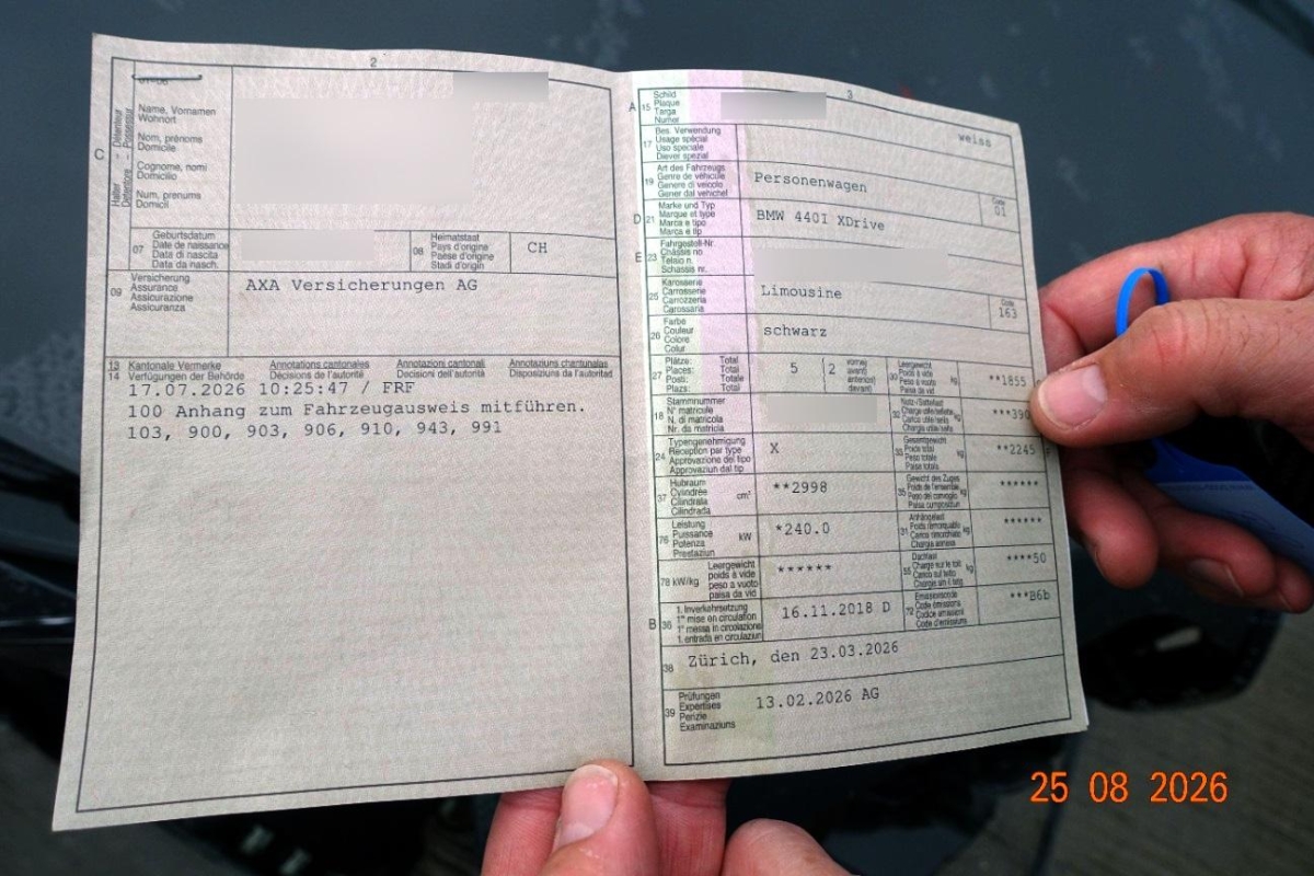 T9
