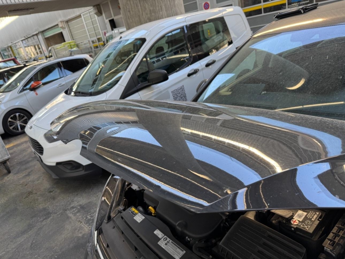 T18