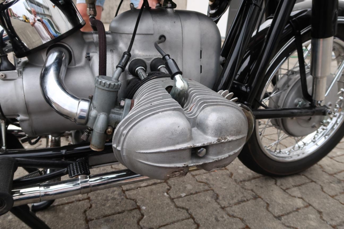 T11