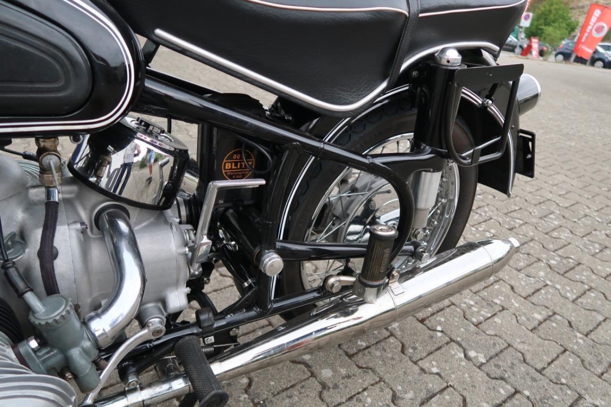 T17