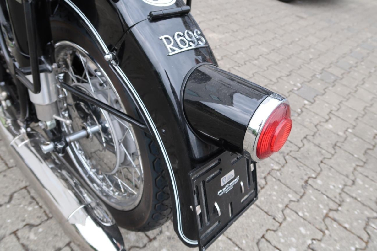 T19