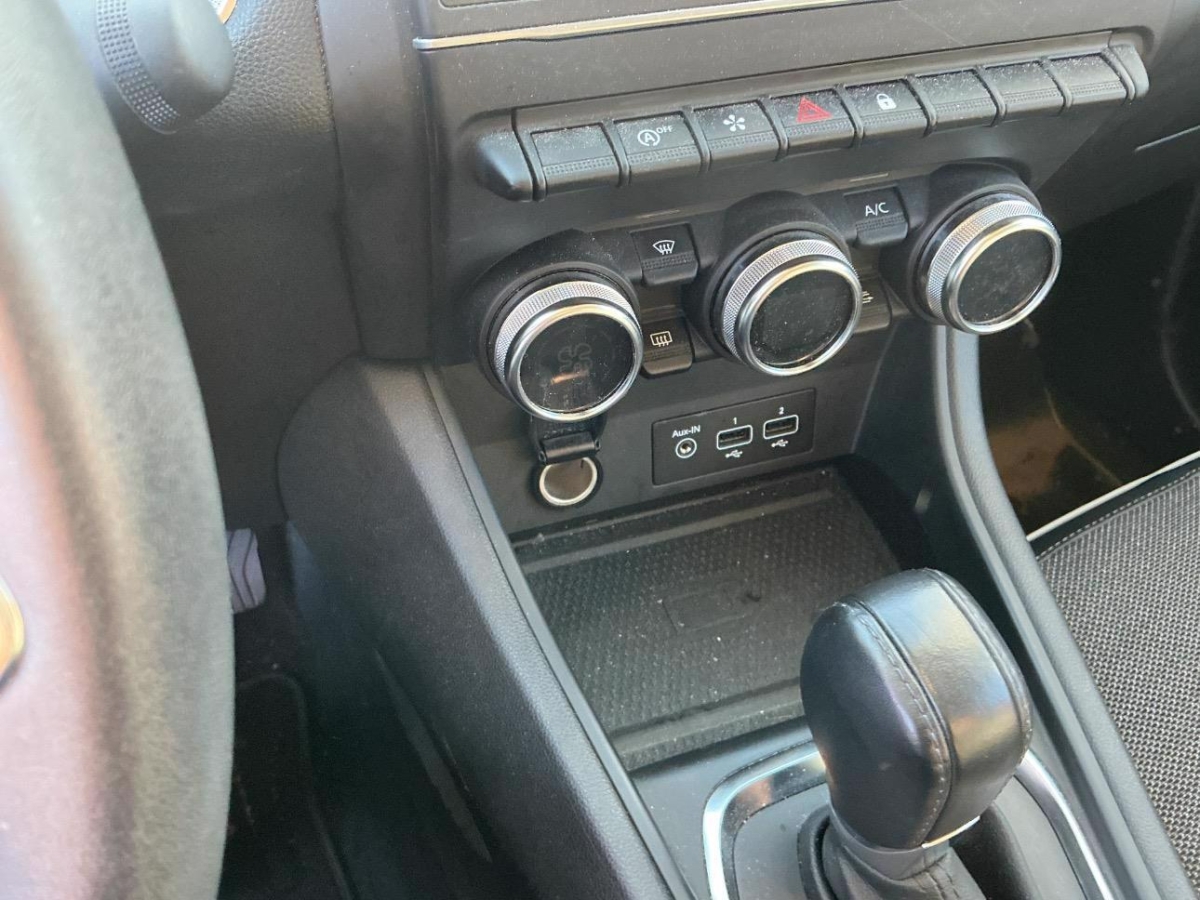 T9