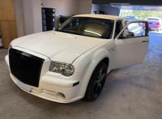 Chrysler 300C Stretch Limousine (142718 km)