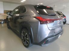LEXUS UX 250h , 152 PS