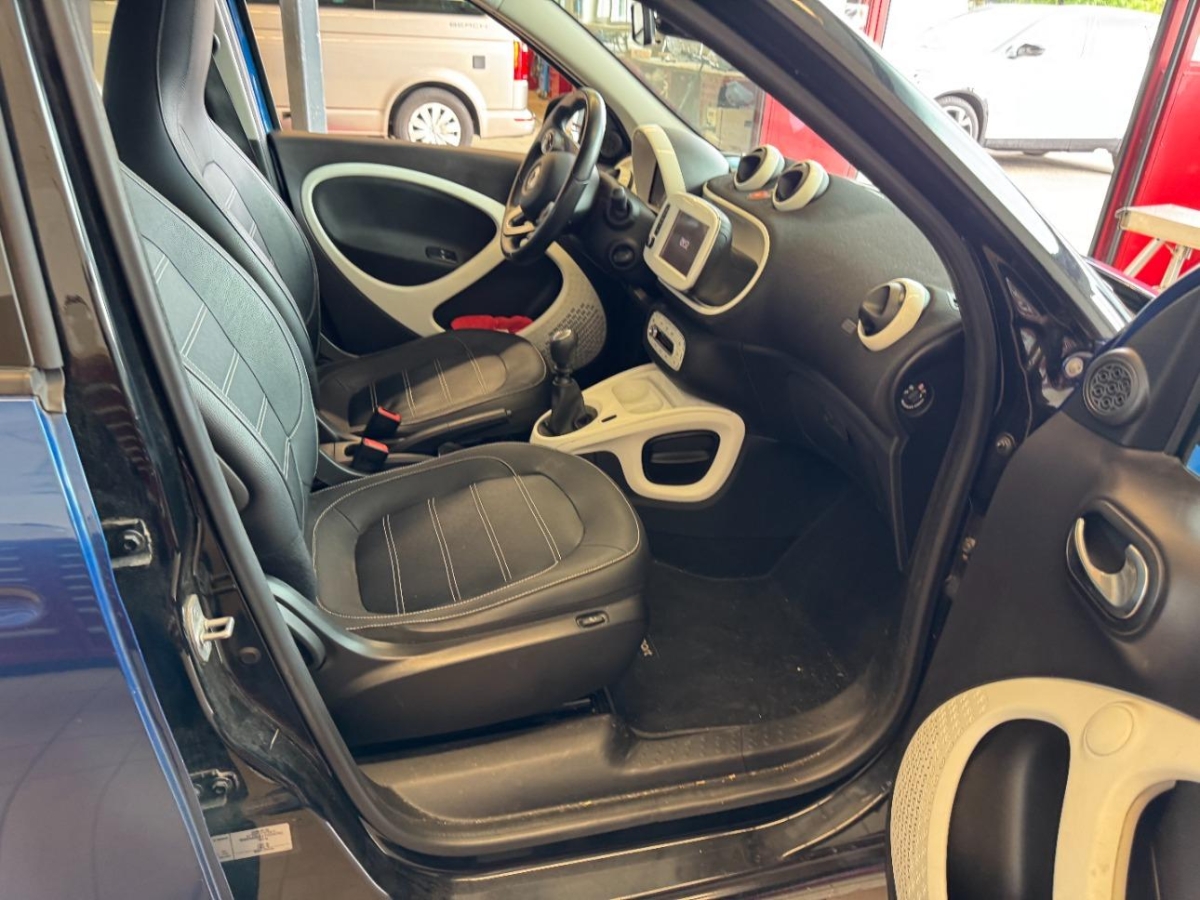 T11