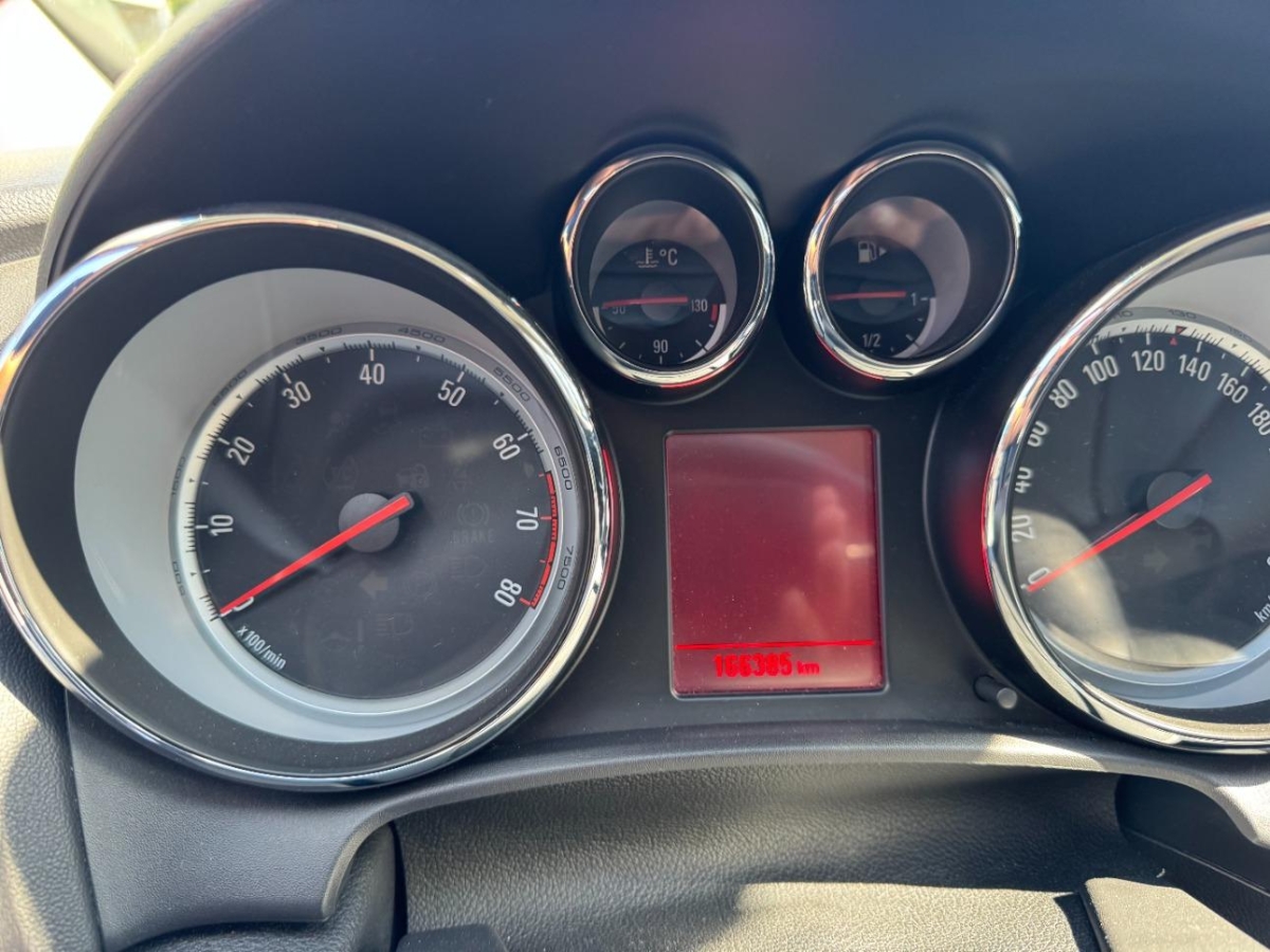 T7