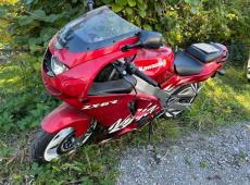 Kawasaki ZX (31418 km)