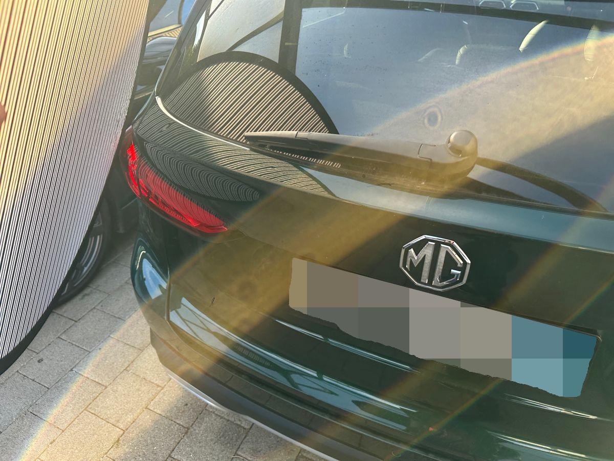 T17