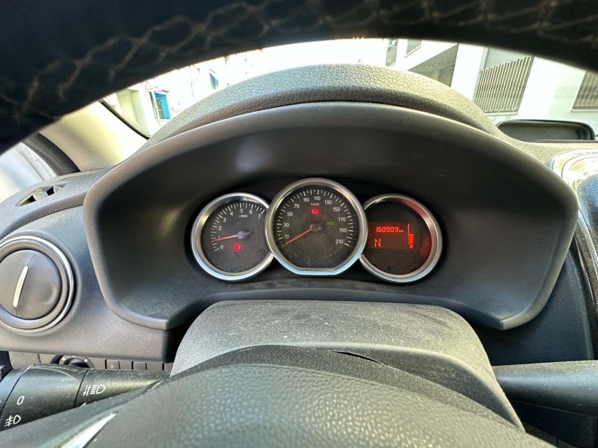 T10