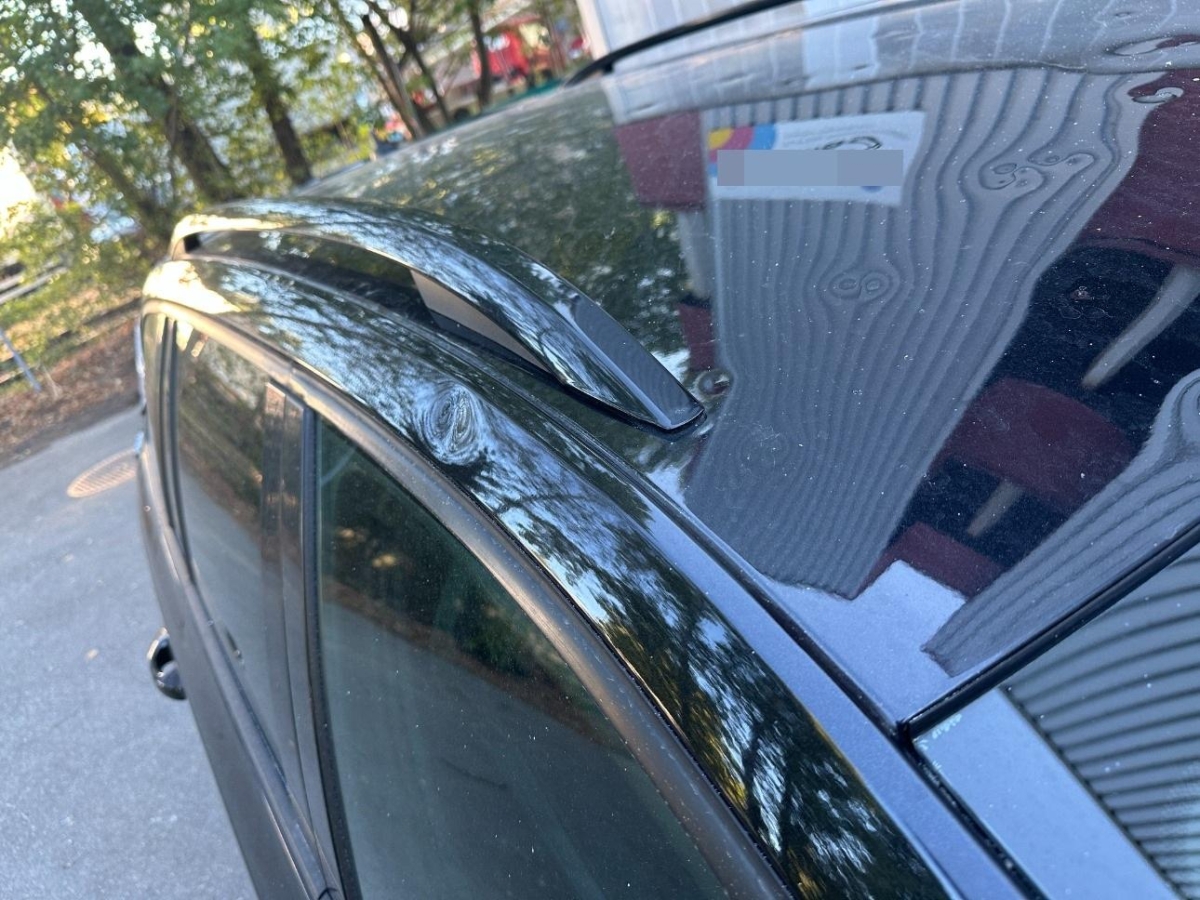 T18