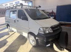 Toyota HI-ACE 2.5D 4WD ID 481198