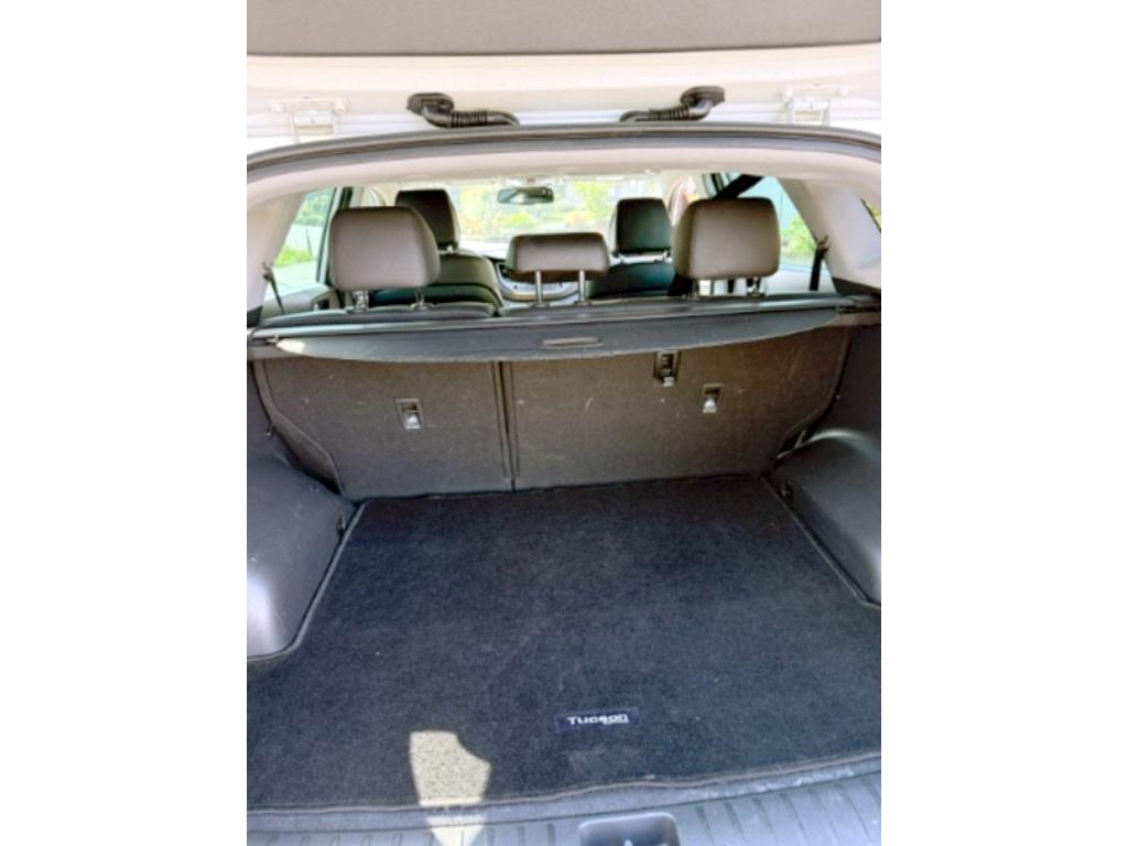 T9