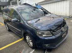 VW Touran (200353 km)