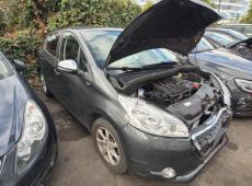 Peugeot 208 (155587 km)
