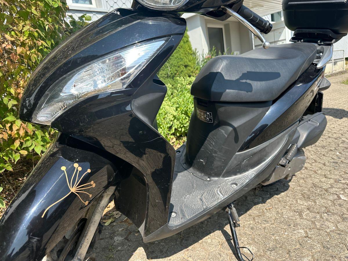 T8