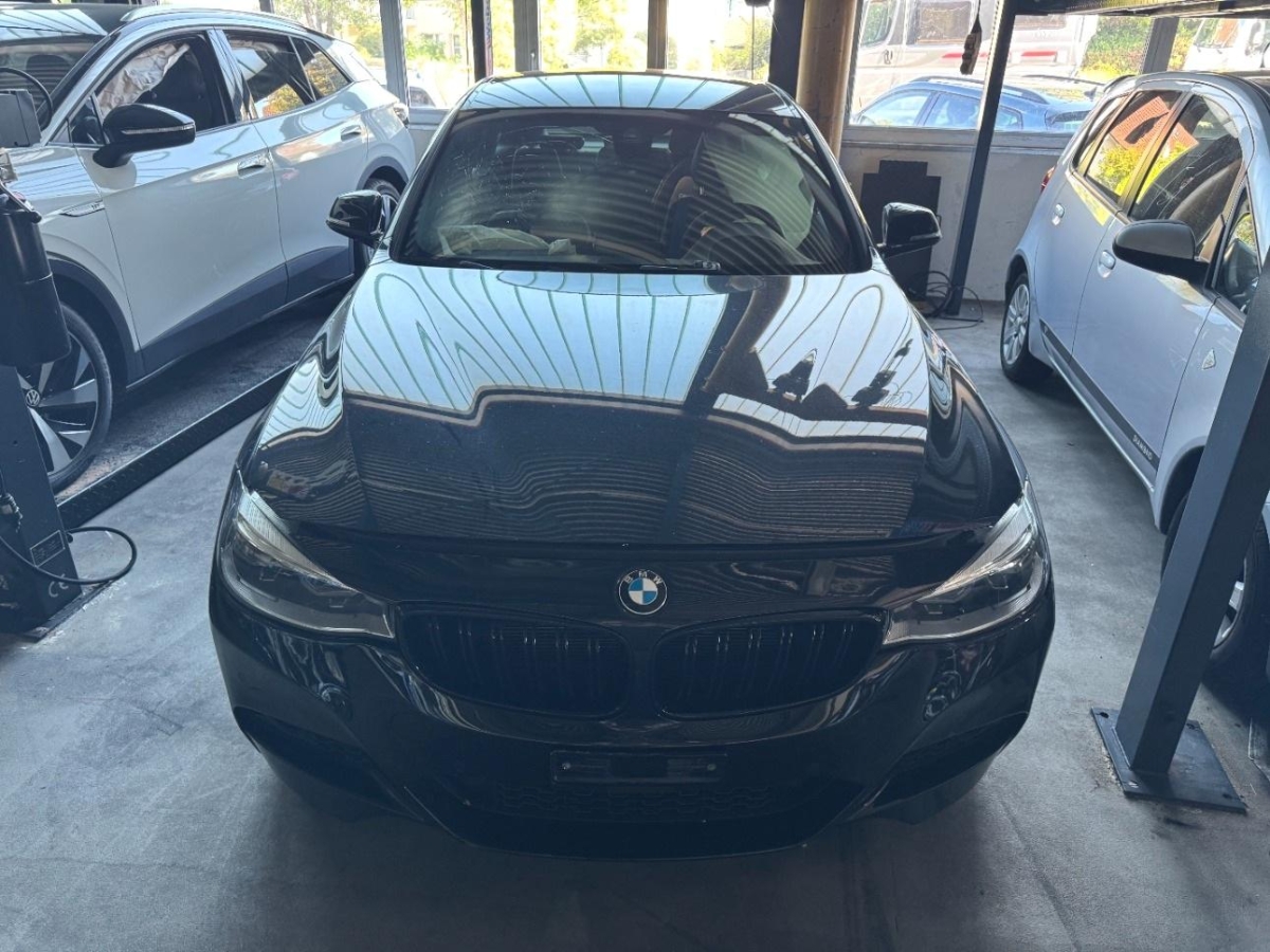T12
