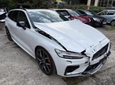 Volvo V60 2.0 T8 TE (33097 km)