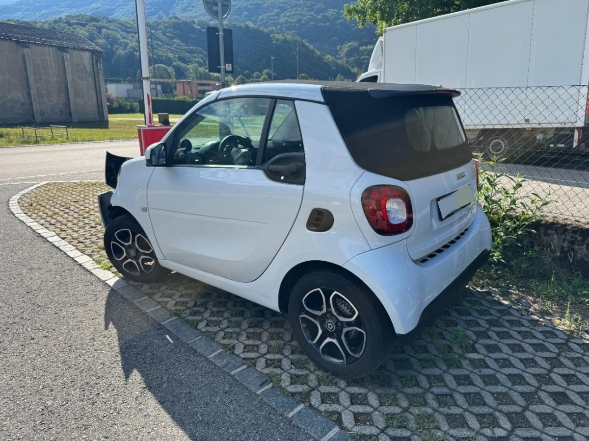 T1