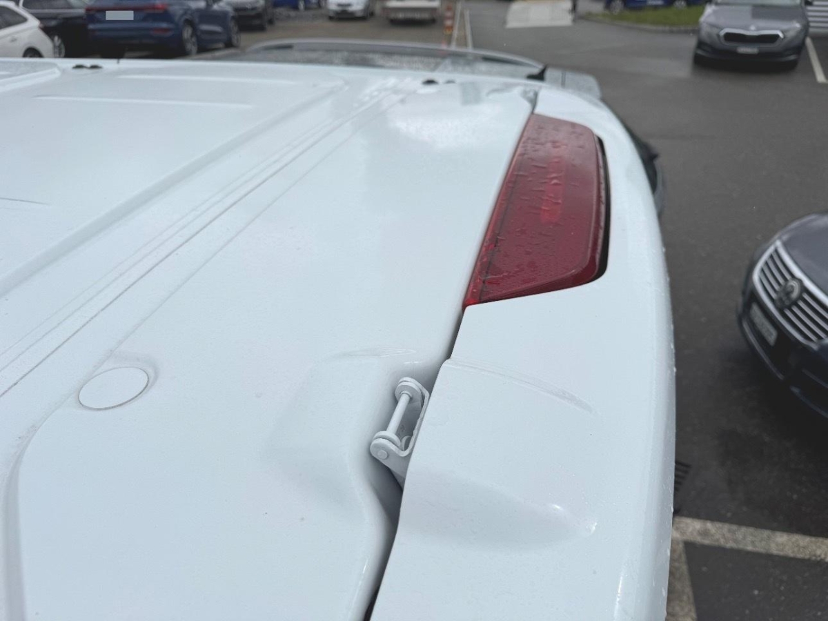 T18