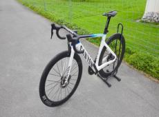 Canyon Aeroad CFR Disc Di2 (1 km)