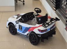 BMW SPIELZEUGAUTO M8 GTE RACING, 12V, RC Elektrofahrzeug für Kinder Weiß ID 482514