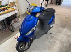 Piaggio Zip 50 4-T. (8638 km)