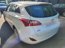 Hyundai i30  1.4, 99 PS