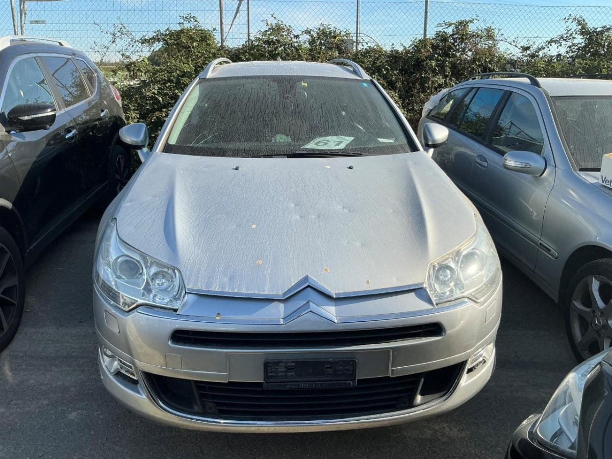 T8