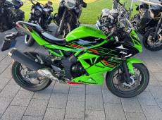 Kawasaki Ninja (4338 km)