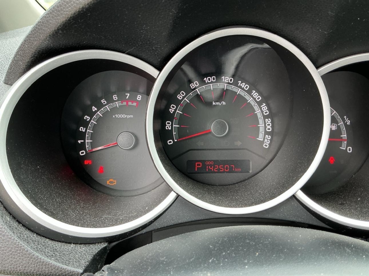 T8