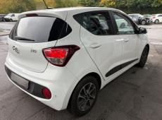 HYUNDAI i10 1.2 Amplia, 87 PS