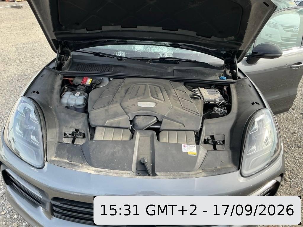 T12