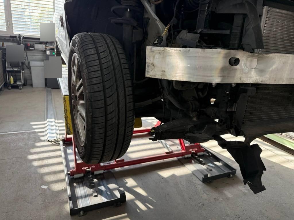 T13