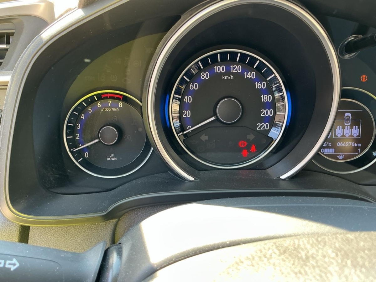 T9