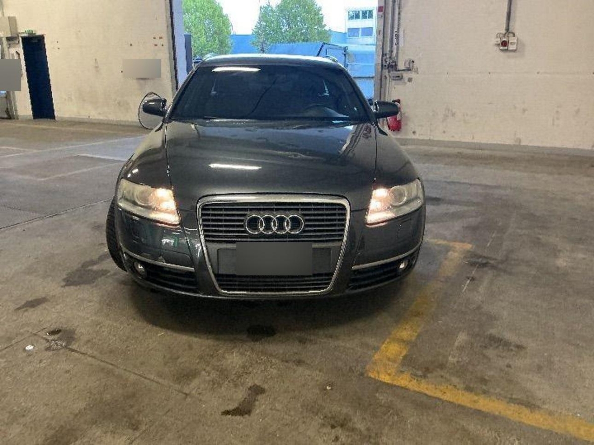 T1