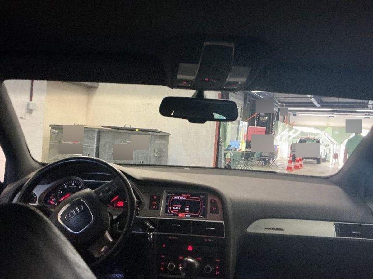 T8
