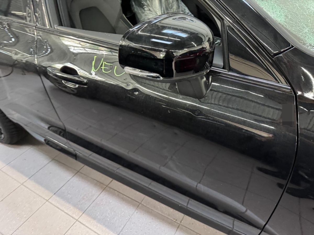 T18
