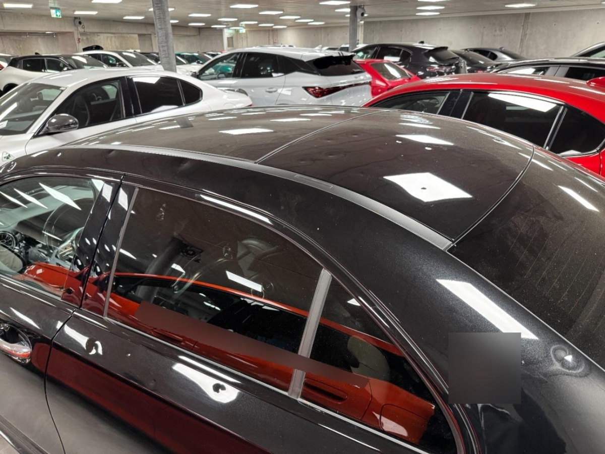 T18