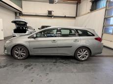 Toyota Auris ID 483854