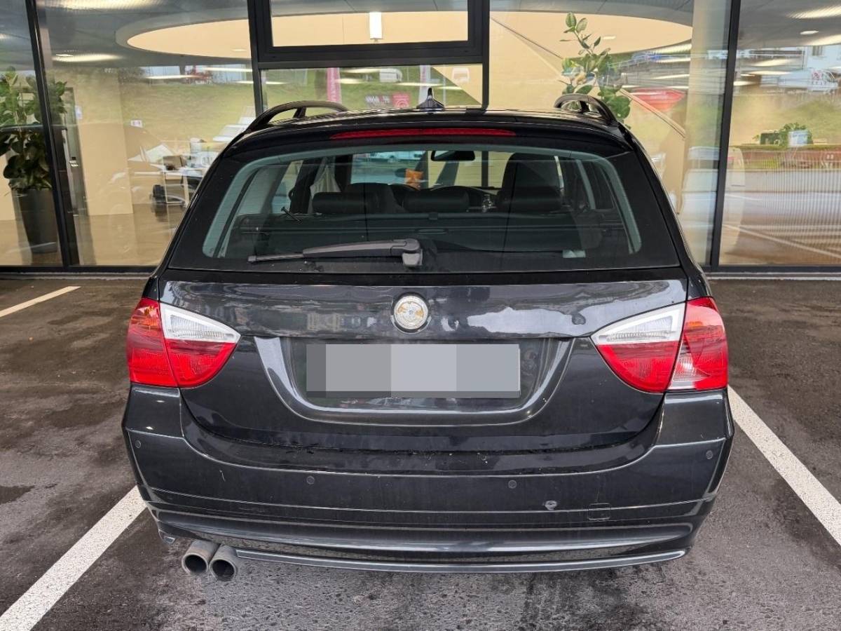 T11