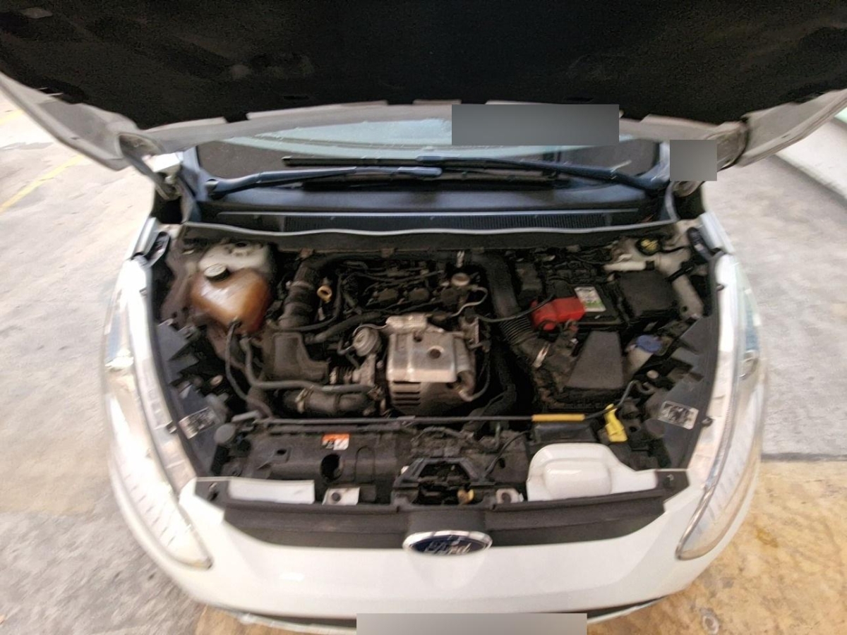 T9