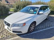 VOLVO V70 2.0D Momentum ID 484339