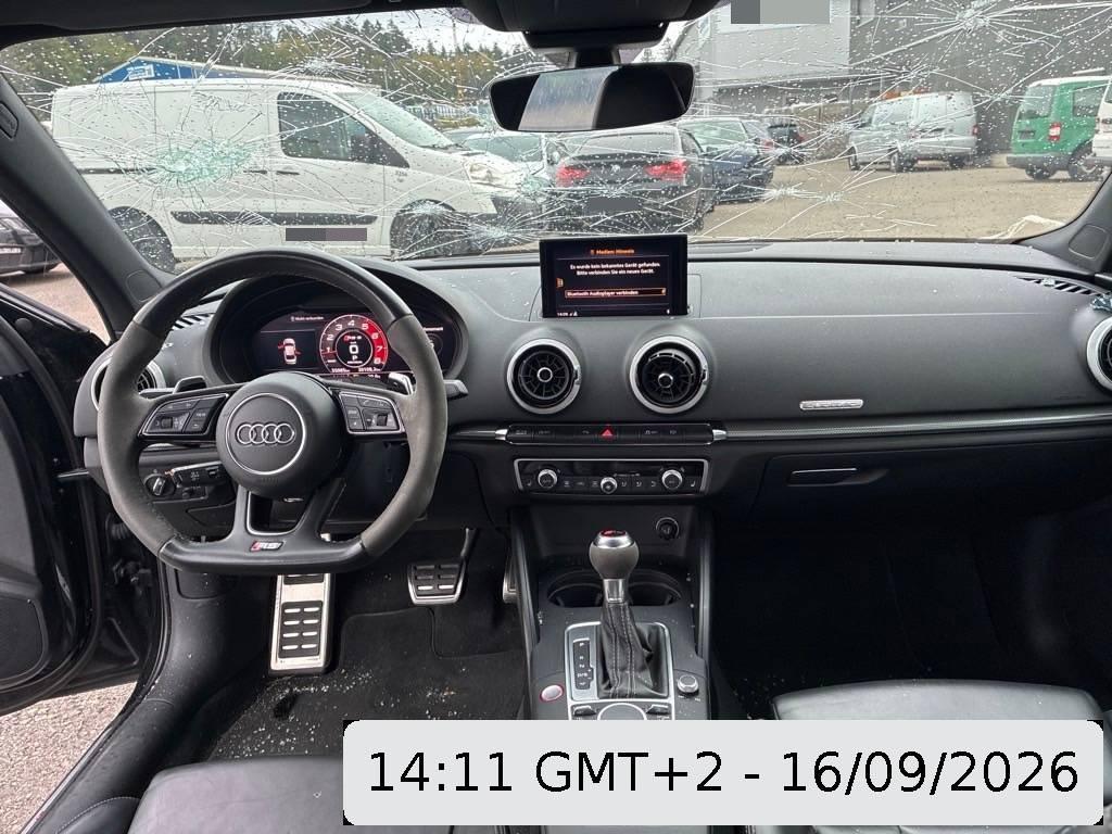 T9