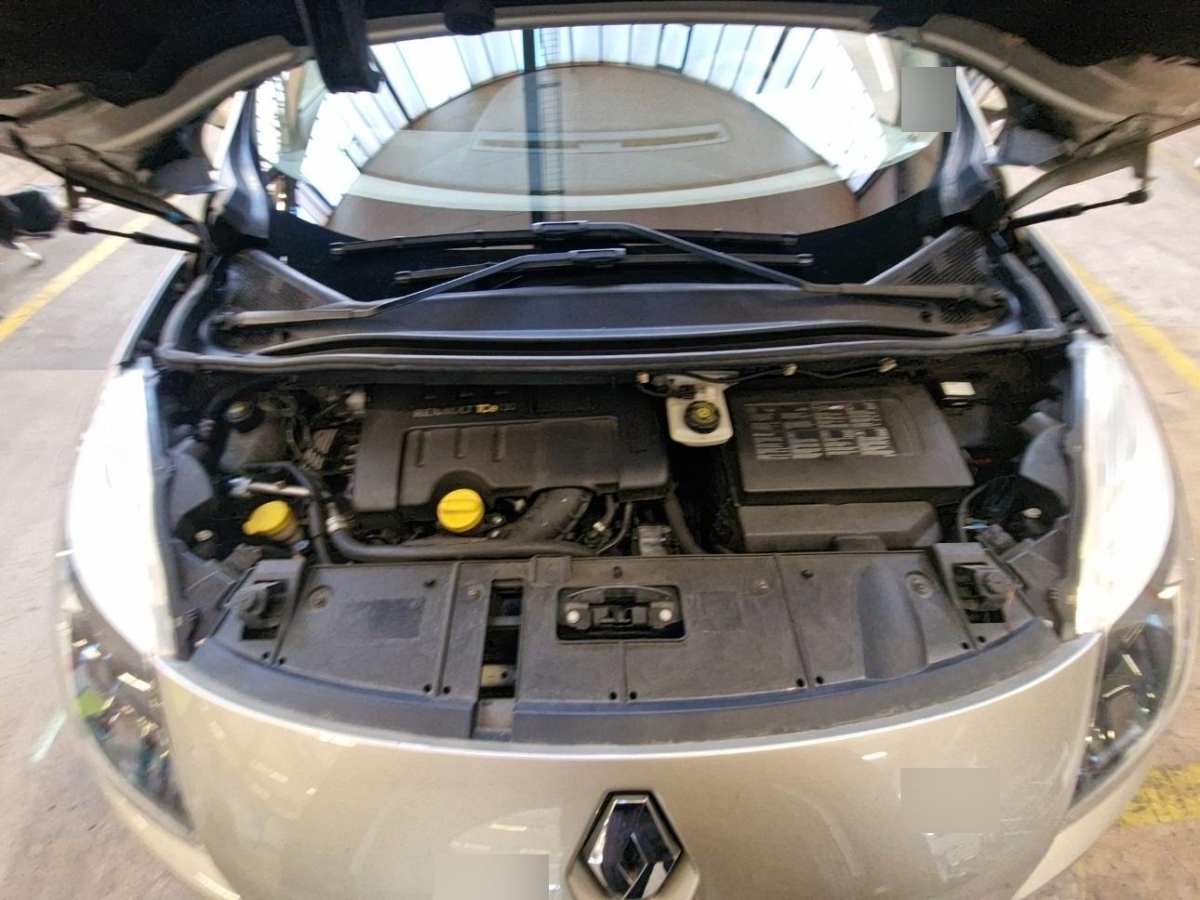 T8