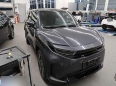 TOYOTA Urban Cr.61kWh Prem. AWD, 238 PS