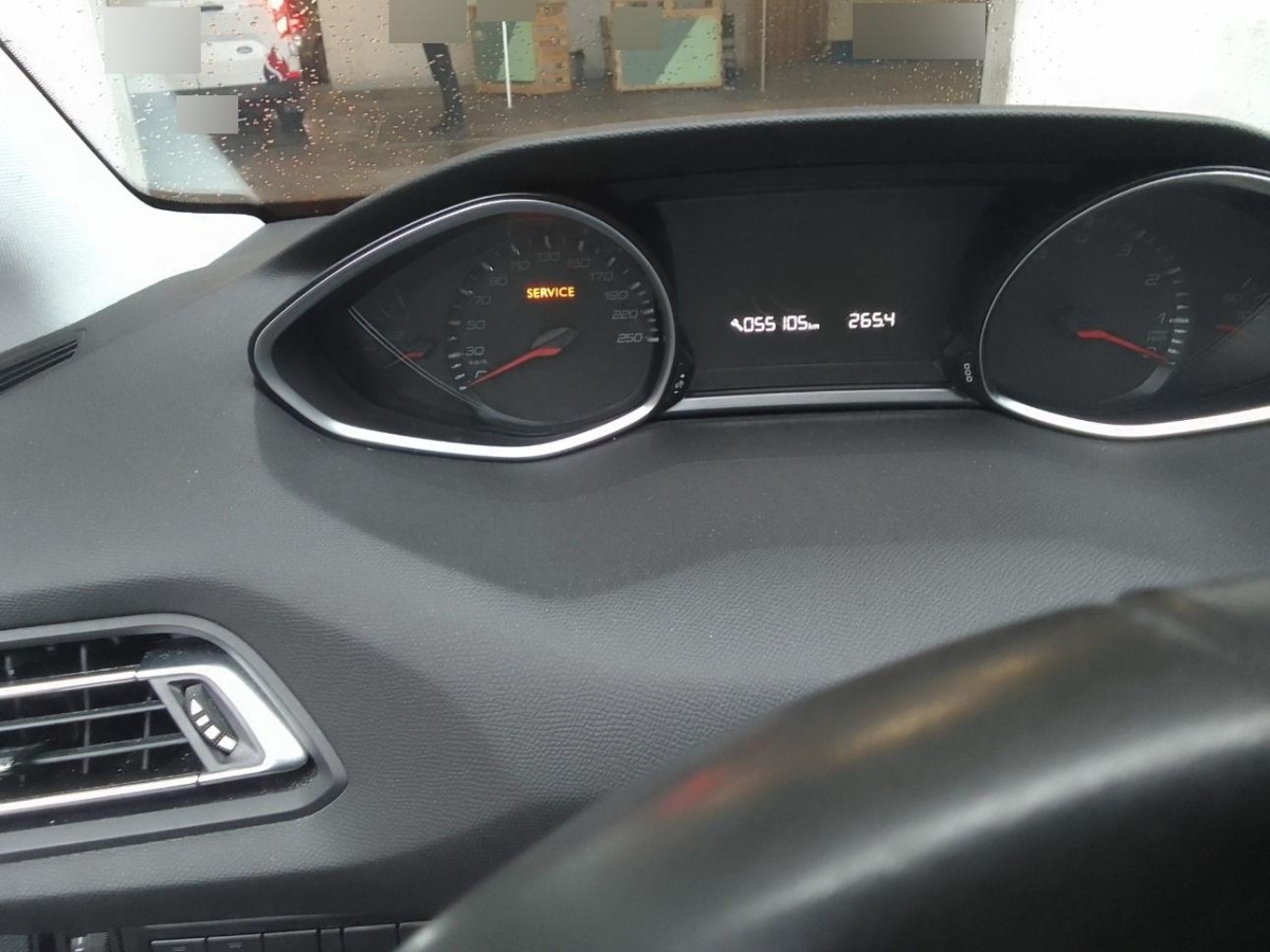 T9